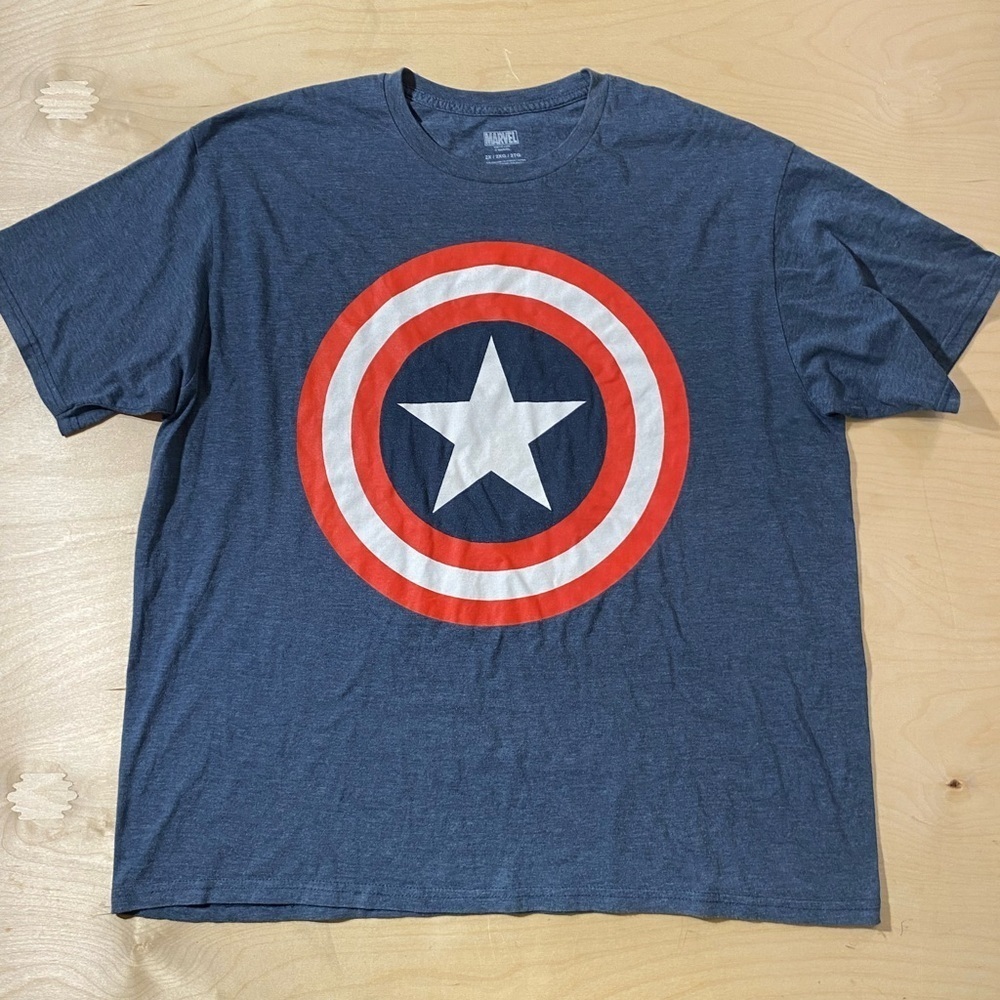Marvel Men's Blue Captain America T-Shirt 2X (IY)